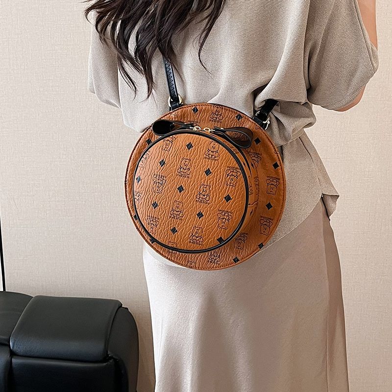 Cute Hat Design Backpack Women - огляд і ціна Leather Backpack Vintage