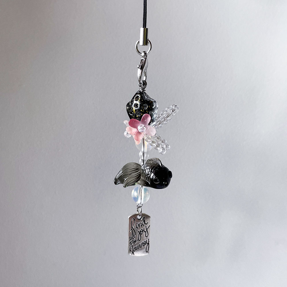 Black Goldfish Phone Charm Cha - огляд і ціна Fashion Backpack Women
